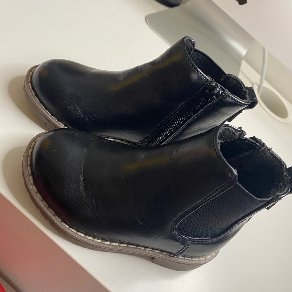 Children’s place boots